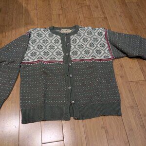 LL Bean vintage cardigan - loden green with Icelandic style